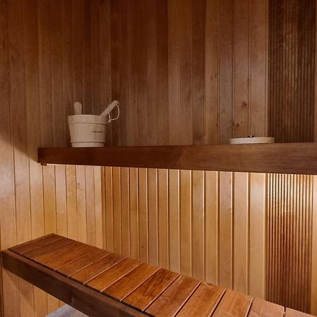 Aia Center Apartment With Sauna بارنو المظهر الخارجي الصورة