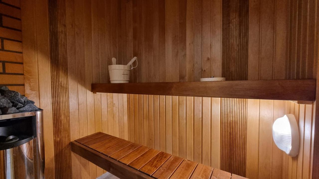 Aia Center Apartment With Sauna بارنو المظهر الخارجي الصورة